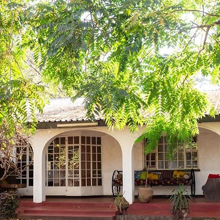 The Ad Lib Executive Lodge Lilongwe Esterno foto