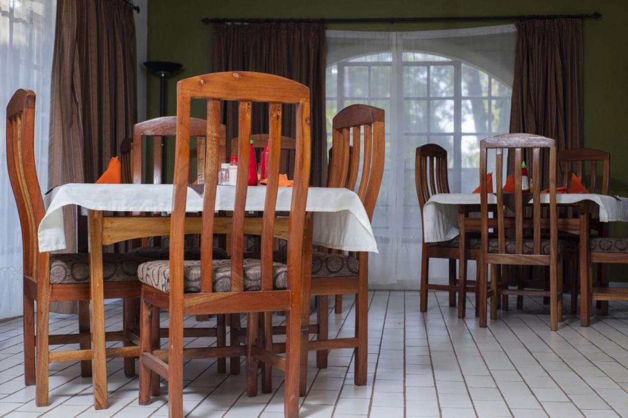 The Ad Lib Executive Lodge Lilongwe Esterno foto