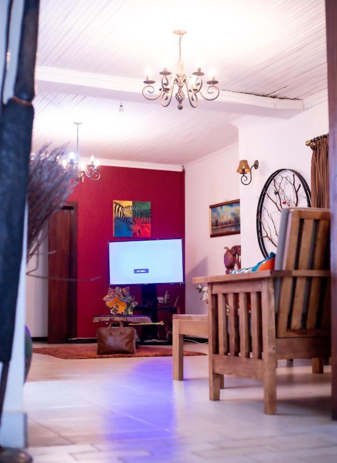 The Ad Lib Executive Lodge Lilongwe Esterno foto
