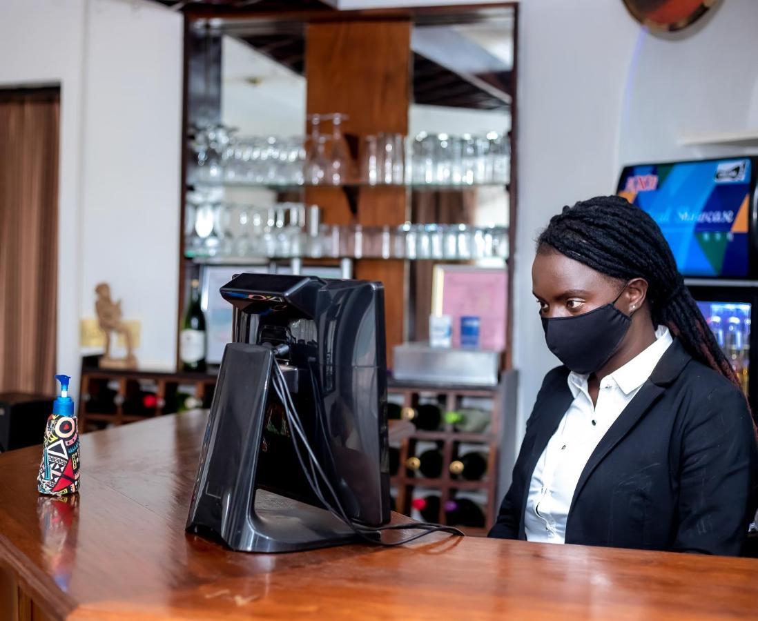 The Ad Lib Executive Lodge Lilongwe Esterno foto