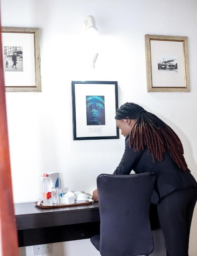 The Ad Lib Executive Lodge Lilongwe Esterno foto